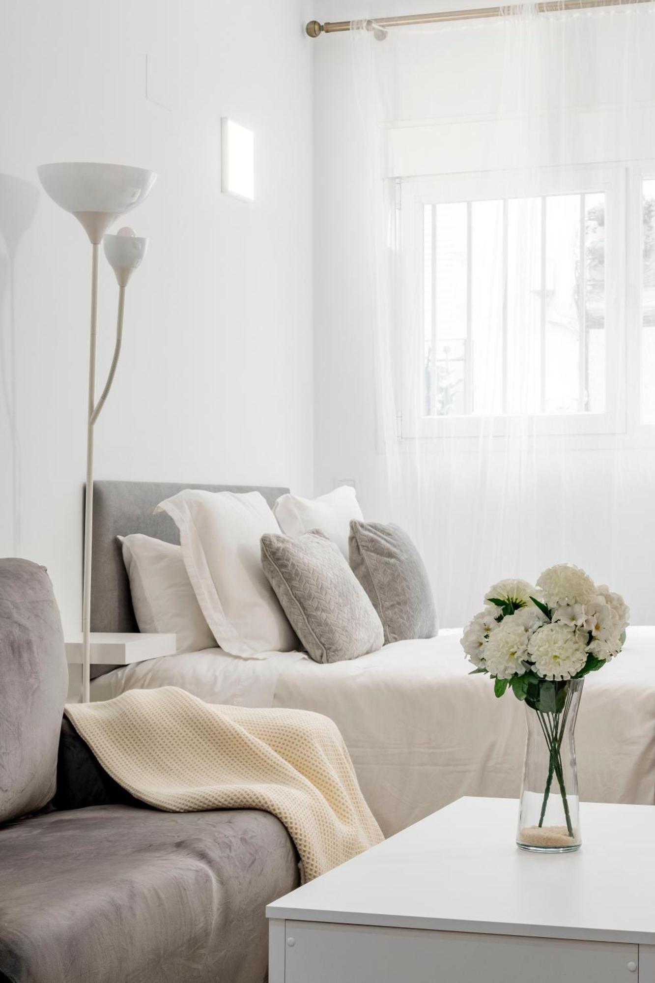 Charming Studio Avenida America مدريد المظهر الخارجي الصورة