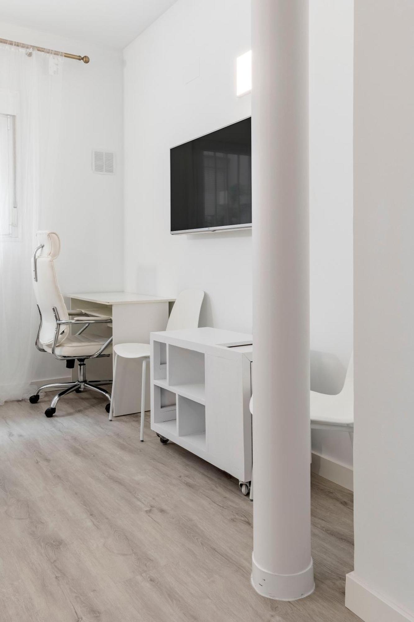 Charming Studio Avenida America مدريد المظهر الخارجي الصورة