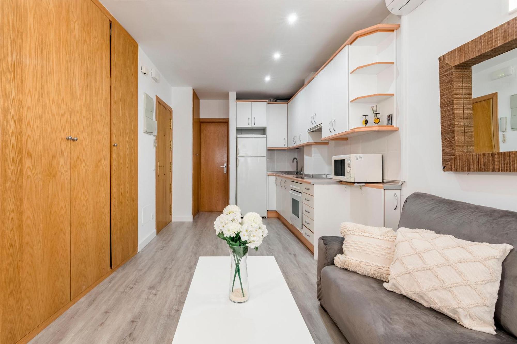 Charming Studio Avenida America مدريد المظهر الخارجي الصورة